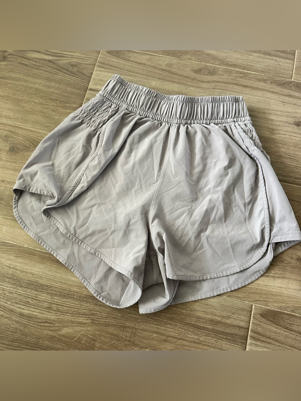 Ruched-Side High-Rise Short 3" - Mauve Grey - Size XXXS